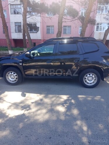 Renault Duster-10