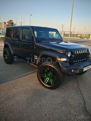 Jeep Wrangler-13