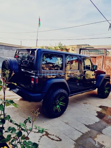 Jeep Wrangler-3