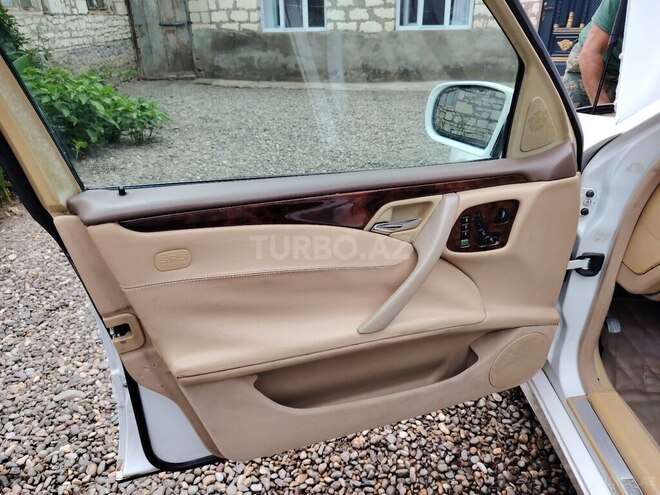 Mercedes C 230-9