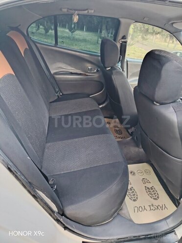 Daewoo Leganza-6