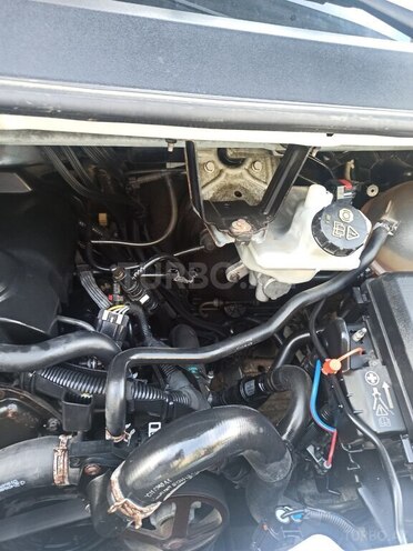 Ford Transit-18