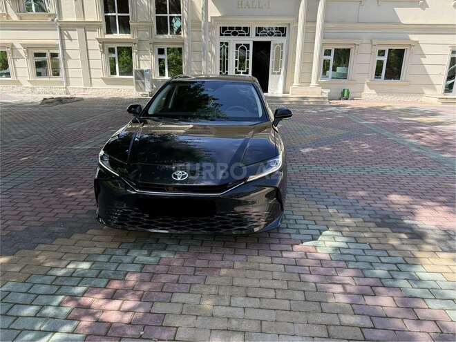 Toyota Camry-1