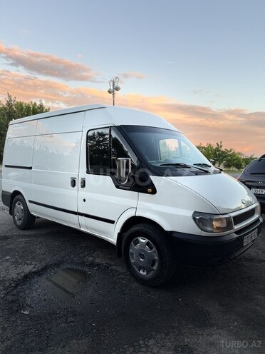 Ford Transit-6