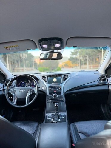 Hyundai Grandeur-3