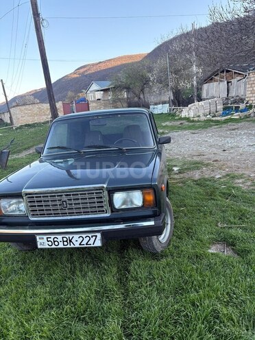 LADA (VAZ) 2107-1
