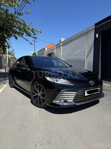 Toyota Camry-8
