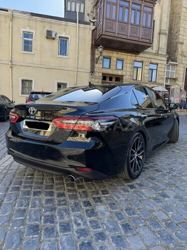 Toyota Camry-4