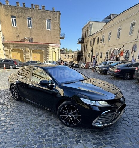 Toyota Camry-5