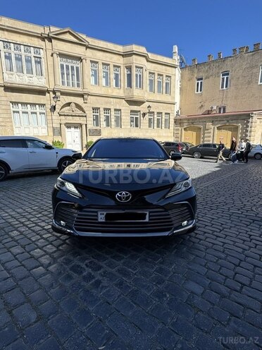 Toyota Camry-3