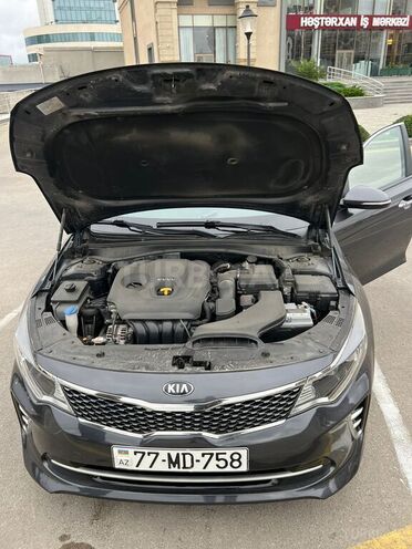 Kia K5-10