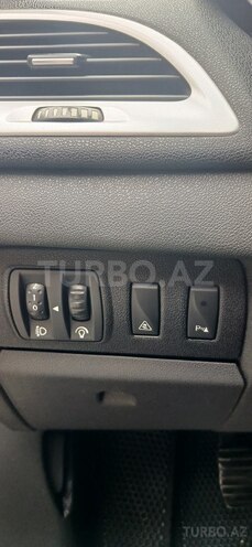 Renault Megane-15
