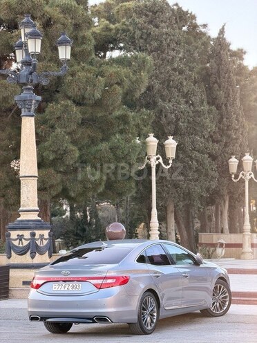 Hyundai Grandeur-13
