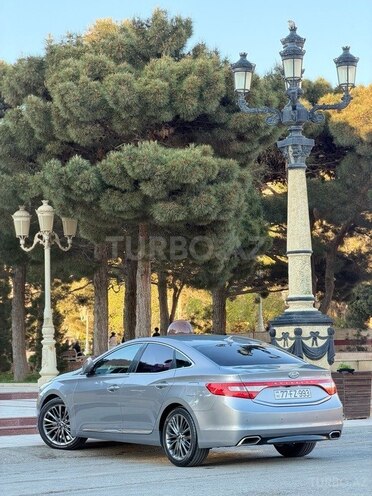 Hyundai Grandeur-12