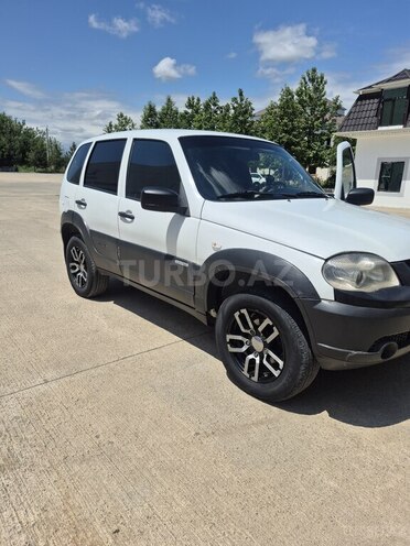 Chevrolet Niva-12