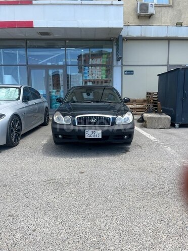 Hyundai Sonata-4