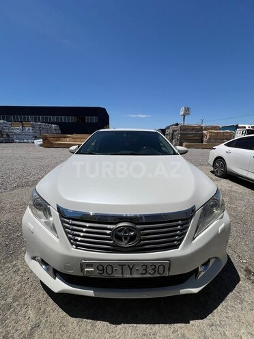 Toyota Camry-1