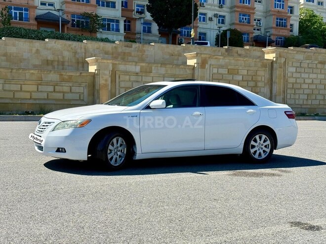 Toyota Camry-5