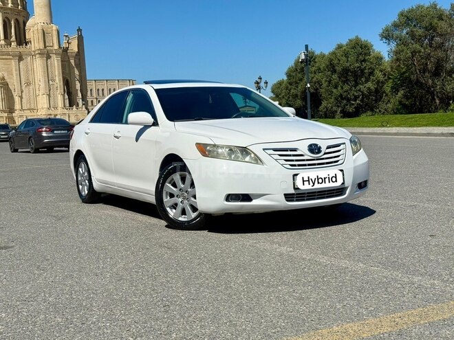 Toyota Camry-1