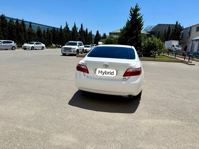Toyota Camry-6