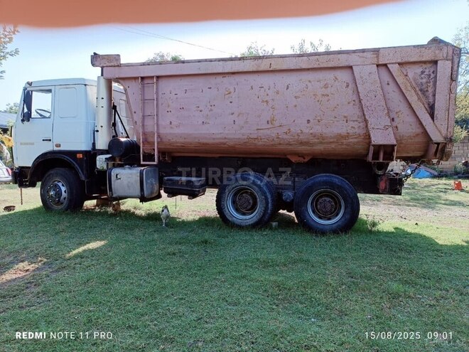 MAZ 650108-8