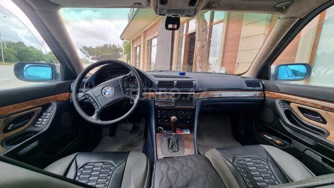 BMW 728-4