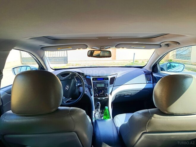 Hyundai Sonata-8