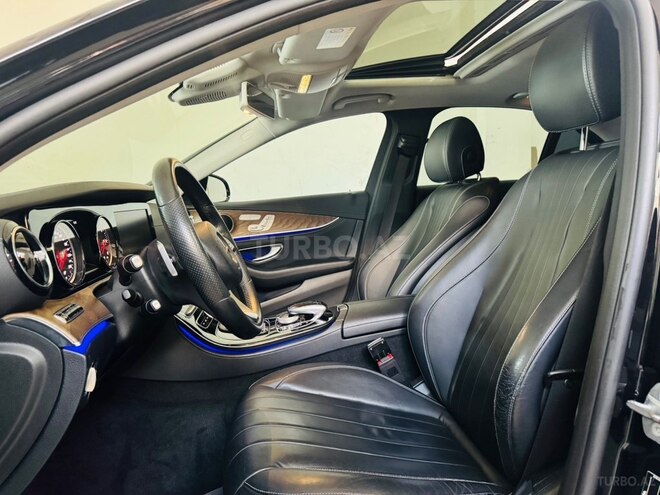 Mercedes E 300 d-15