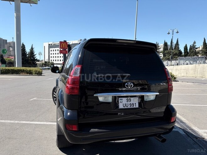 Toyota Land Cruiser Prado-5