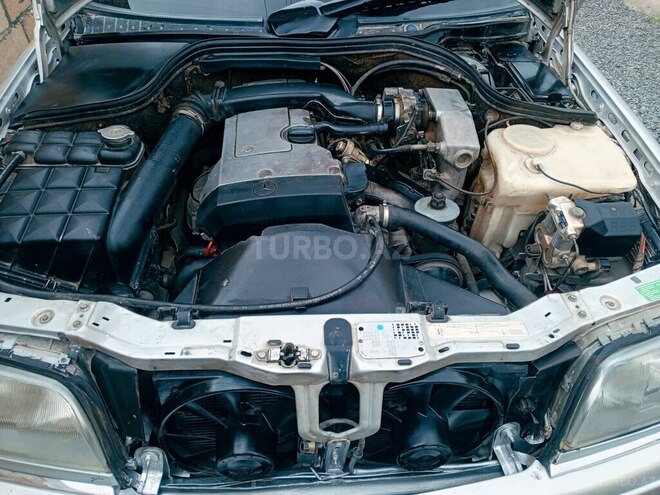 Mercedes C 180-6