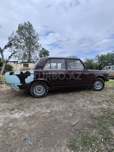 LADA (VAZ) 2107-10