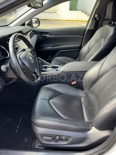 Toyota Camry-4