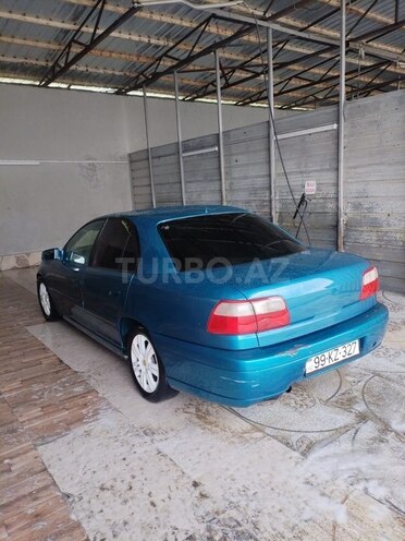 Opel Omega-5