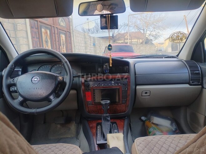 Opel Omega-4