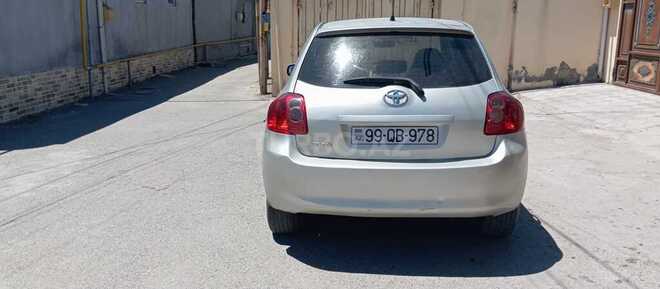 Toyota Auris-8