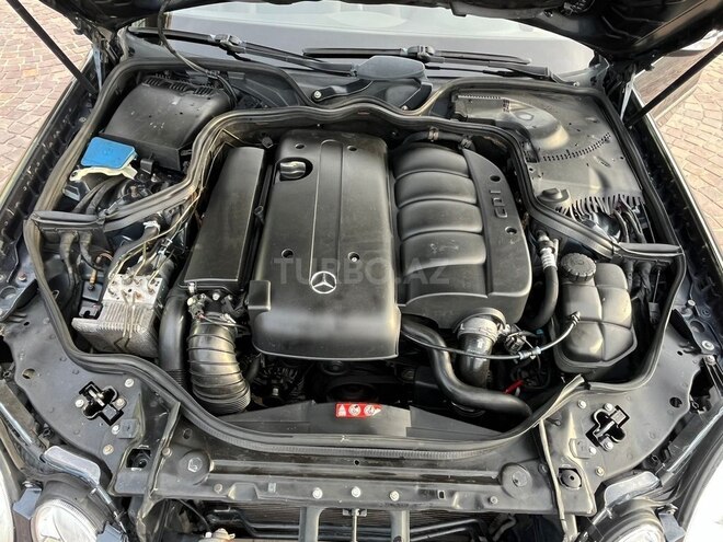 Mercedes E 220-18