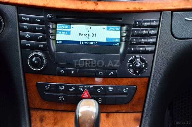 Mercedes E 220-9
