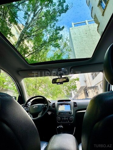 Kia Sorento-8