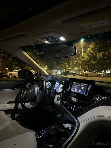 Toyota Camry-8