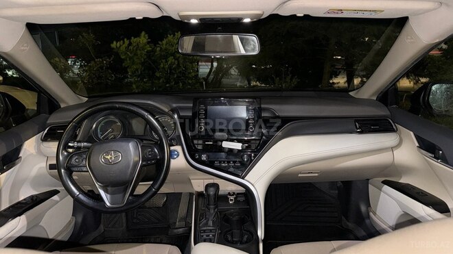 Toyota Camry-3