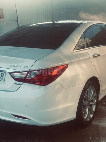 Hyundai Sonata-3