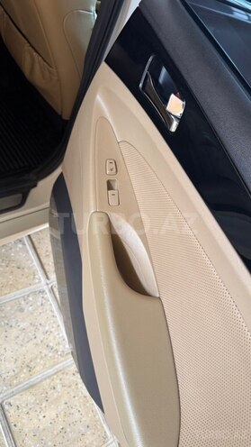 Hyundai Sonata-13