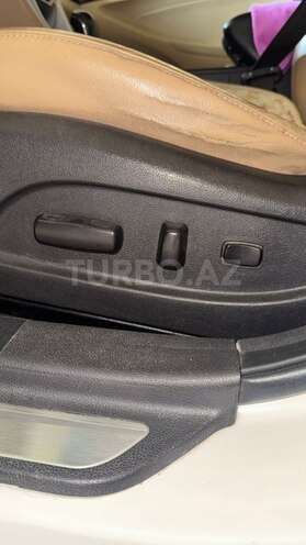 Hyundai Sonata-20
