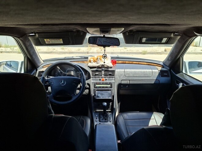 Mercedes C 230-19