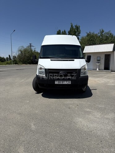Ford Transit-1