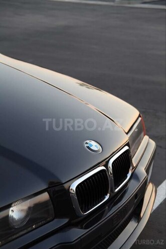 BMW 320-12