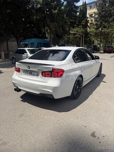 BMW 320-7