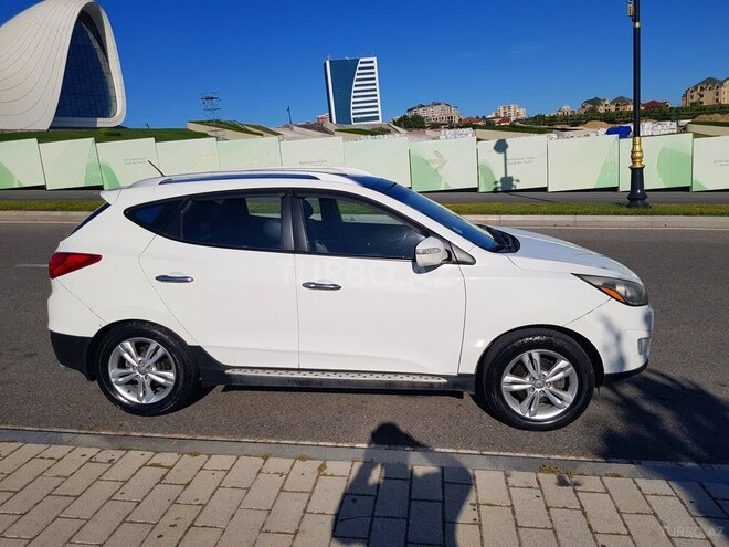 Hyundai ix35 2013, 200,000 km - 2.0 л - Bakı