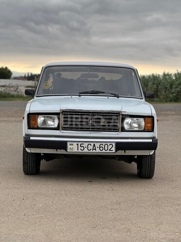 LADA (VAZ) 2107-1