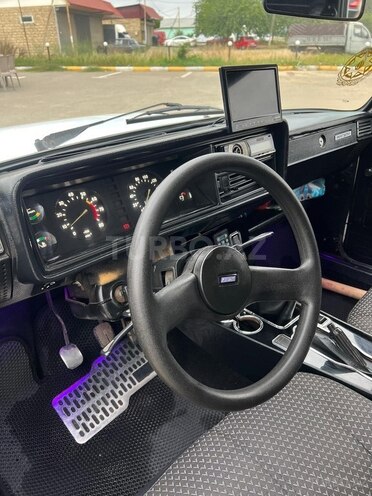 LADA (VAZ) 2107-4